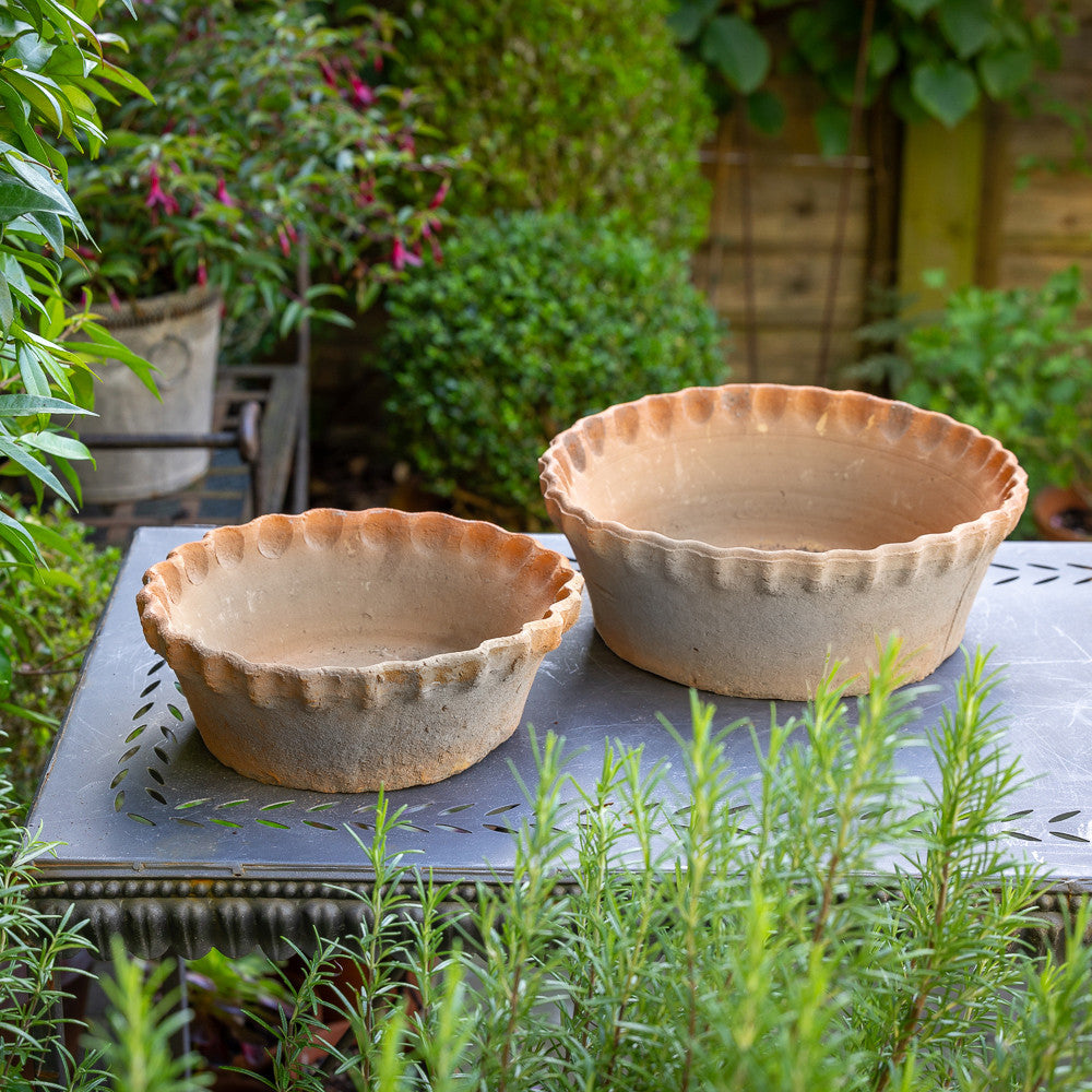 Pie Crust Terracotta Bowls