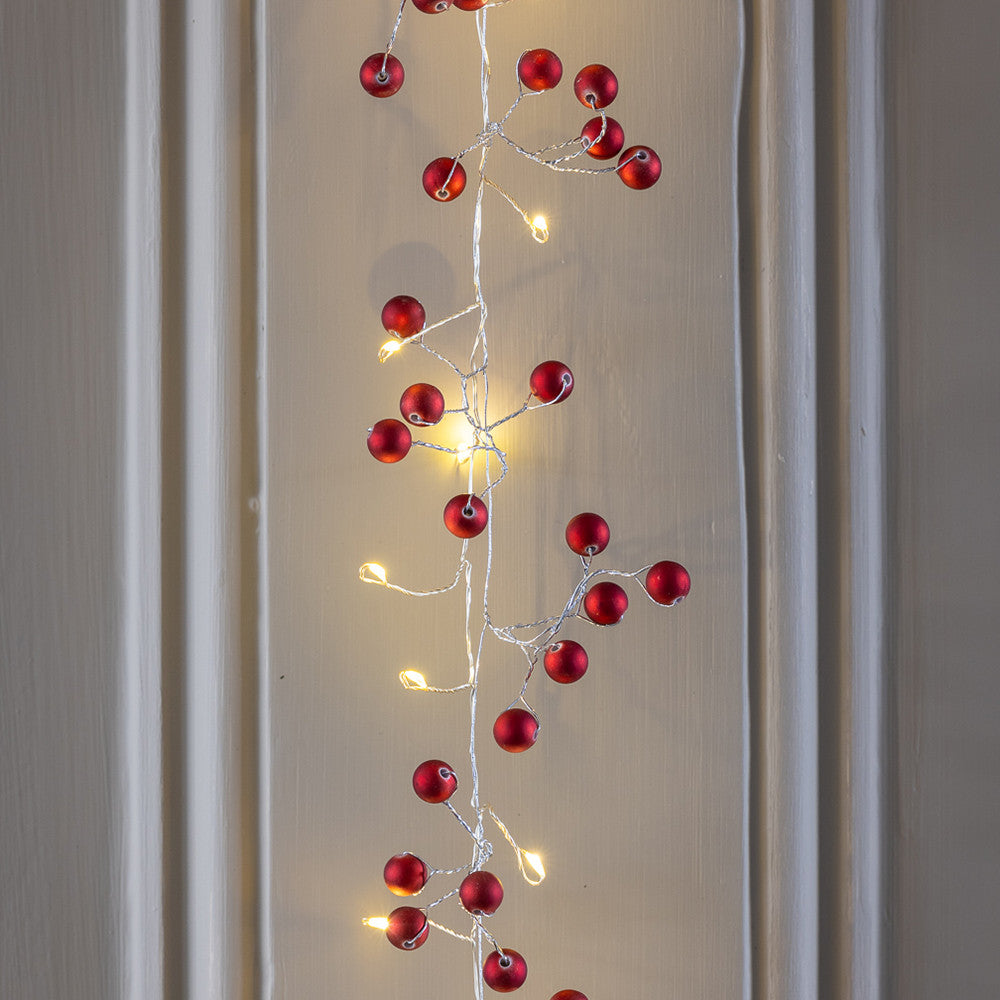 Red Berry Lit Garland