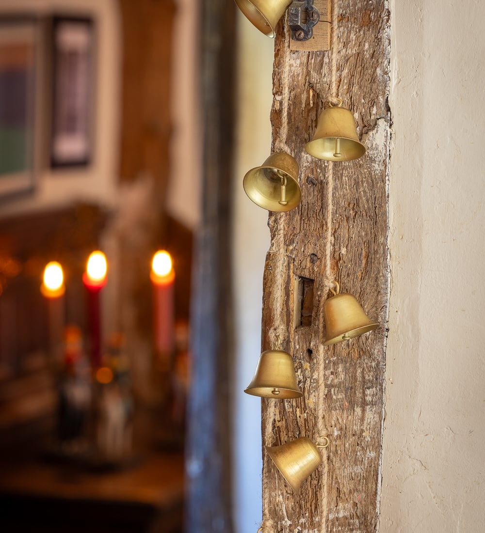 Bells on the Mantelpiece Antique Gold Garland
