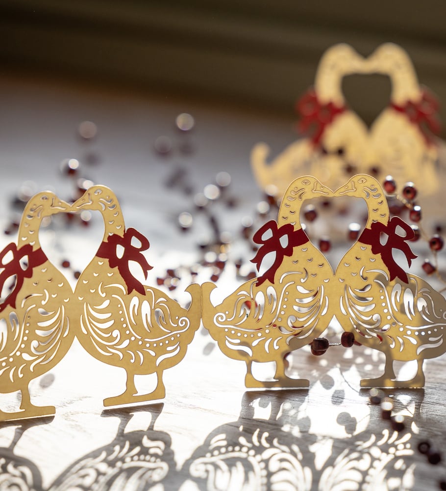 Christmas Geese Table Garland