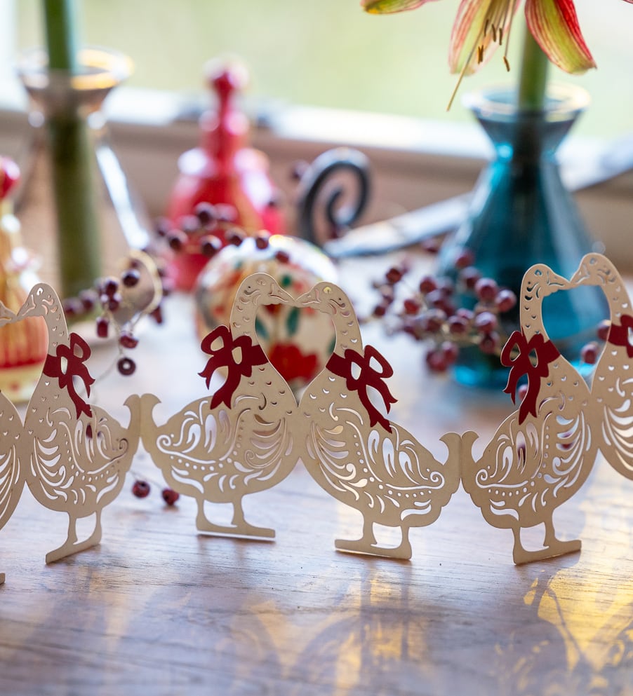Christmas Geese Table Garland