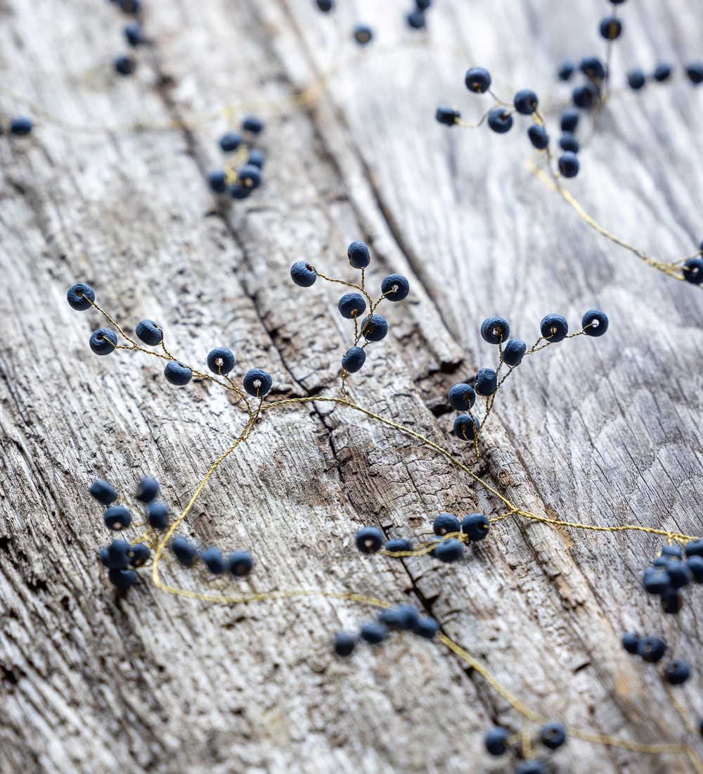 Winter Hedgerow Blue Berry Garland