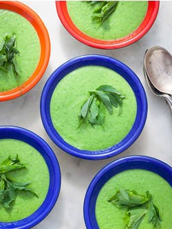 pea soup with mint and dill