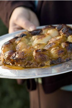 shallot tatin with leftover cheese 