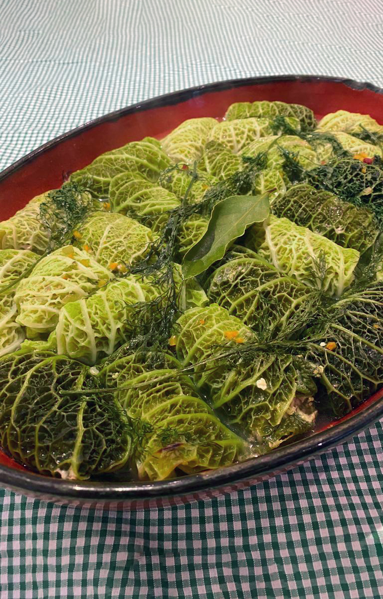 Stuffed cabbage leaves